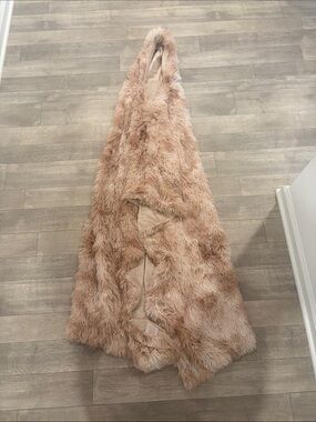 Plush Faux Fur Throw Blanket - Blush